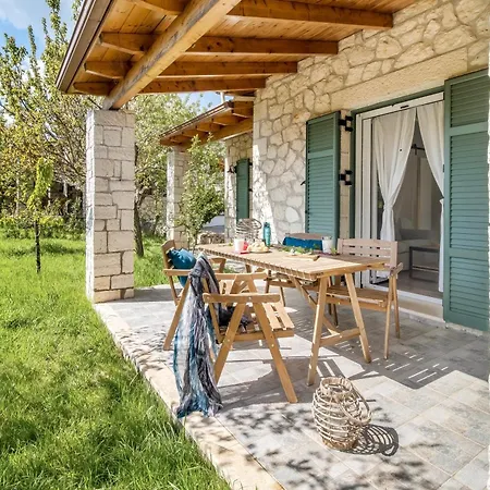 Apanema Mindfulness, Relaxing Adults Only Resort, Fast Wifi, Pool, Sauna, Massage