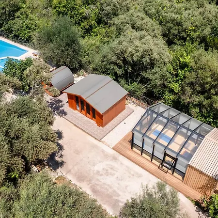 Apanema Mindfulness, Relaxing Adults Only Resort, Fast Wifi, Pool, Sauna, Massage * Asprogerakata