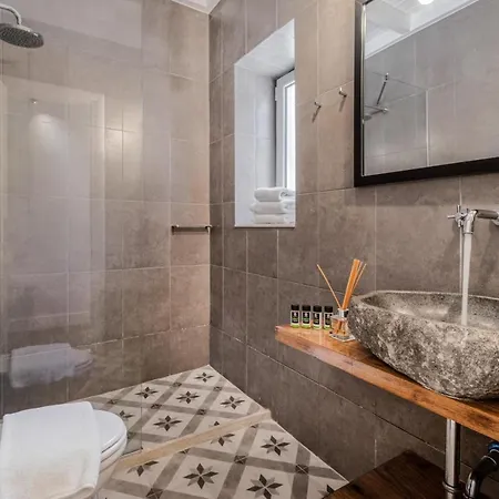 Villa Apanema Mindfulness, Relaxing Adults Only Resort, Fast Wifi, Pool, Sauna, Massage Asprogerakata