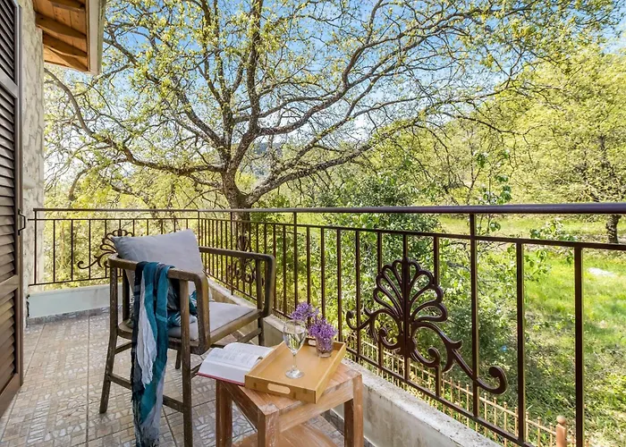 Villa Apanema Mindfulness With Fast Wifi, Pool, Sauna, Massage