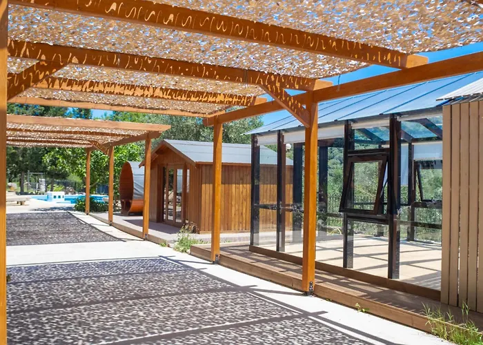 Villa Apanema Mindfulness With Fast Wifi, Pool, Sauna, Massage